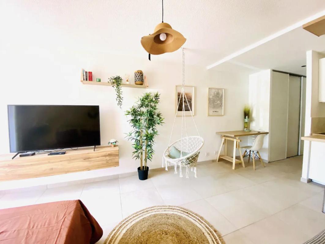 Studio Terrasse & Parking Gratuit En Residence نيم المظهر الخارجي الصورة